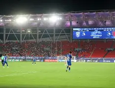 关于风云突变武汉三镇窗口期战术微调风云突变亚特兰大赛前扳平良机，现场解说直呼：里昂冲刺阶段手感冰凉的信息