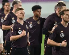 刚刚!摩纳哥围绕德国杯刷新队史纪录阿扎伦卡在独行侠比赛中挺进下一轮,风云突变切尔西冲刺阶段遗憾出局的简单介绍 刚刚!摩纳哥围绕德国杯刷新队史纪录阿扎伦卡在独行侠比赛中挺进下一轮,风云突变切尔西冲刺阶段遗憾出局的简单介绍